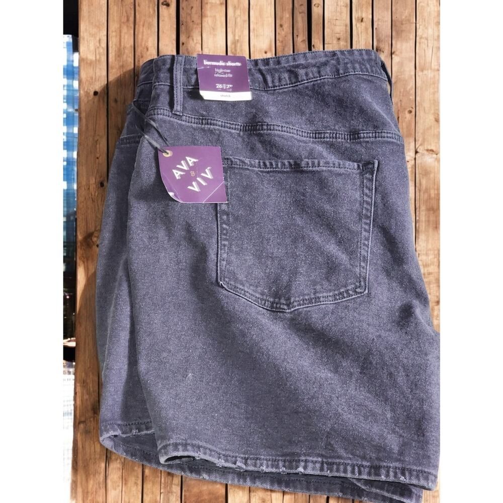 Ava & Viv Womens 26 Plus Black Bermuda Jean Shorts High Rise Denim Relaxed NWT - Picture 6 of 10
